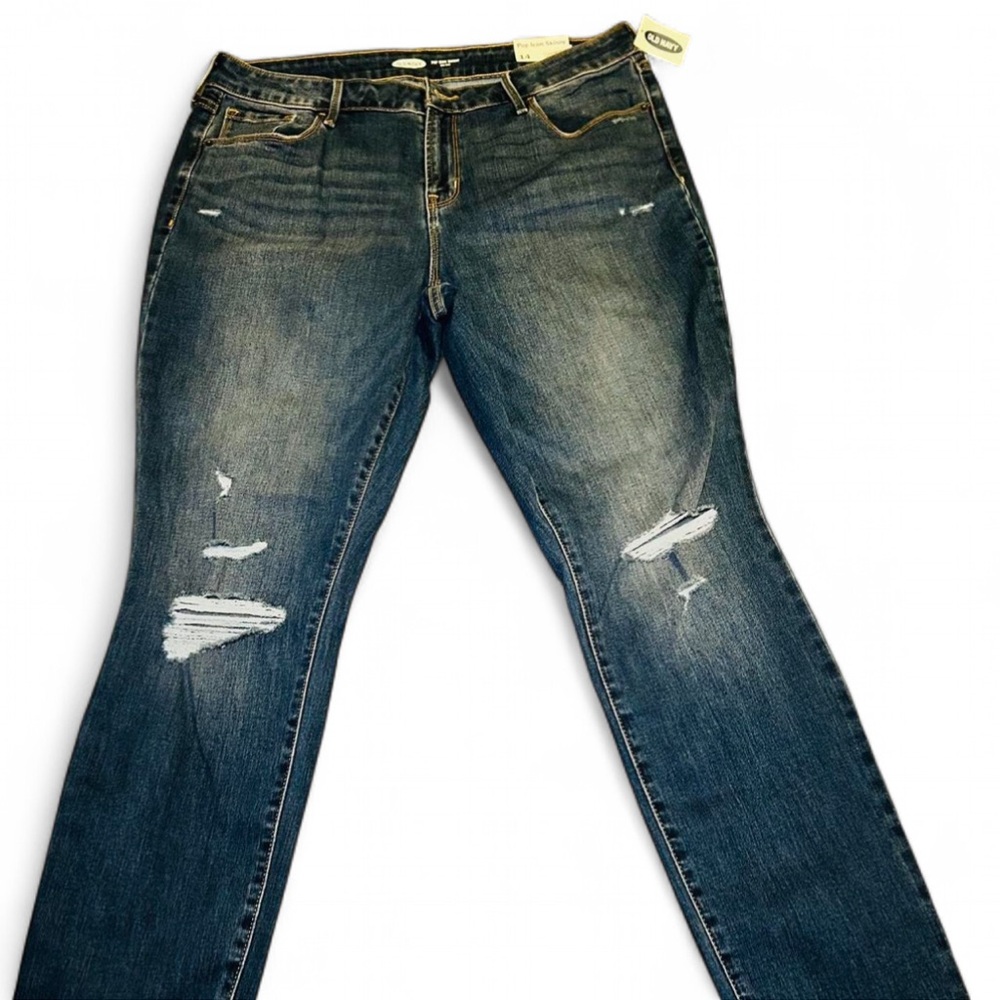 NWT Old Navy Women's Distressed Skinny Jeans